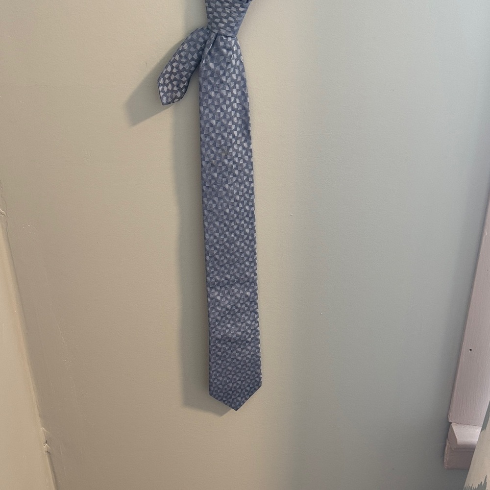 Calvin Klein Geometric Blue Tie